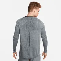 Nike TechKnit Men's Dri-FIT ADV Long-Sleeve Running Top. Nike.com