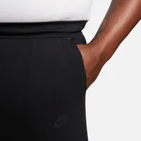 Nike Sportswear Tech Fleece Lightweight Men's Shorts. Nike.com