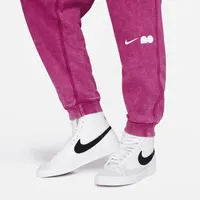 Naomi Osaka Women's Fleece Joggers. Nike.com