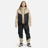 Nike Therma-FIT Windrunner Men's Midweight Puffer Vest. Nike.com