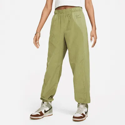 Nike Air Women's High-Waisted Corduroy Fleece Pants. Nike.com