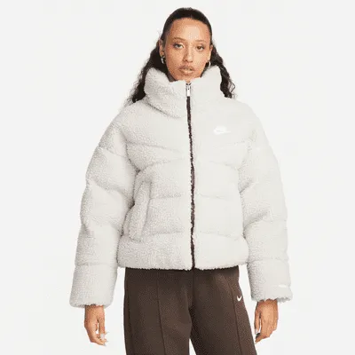 Nike Sportswear Therma-FIT City Series Women's Synthetic Fill High-Pile Fleece Jacket. Nike.com