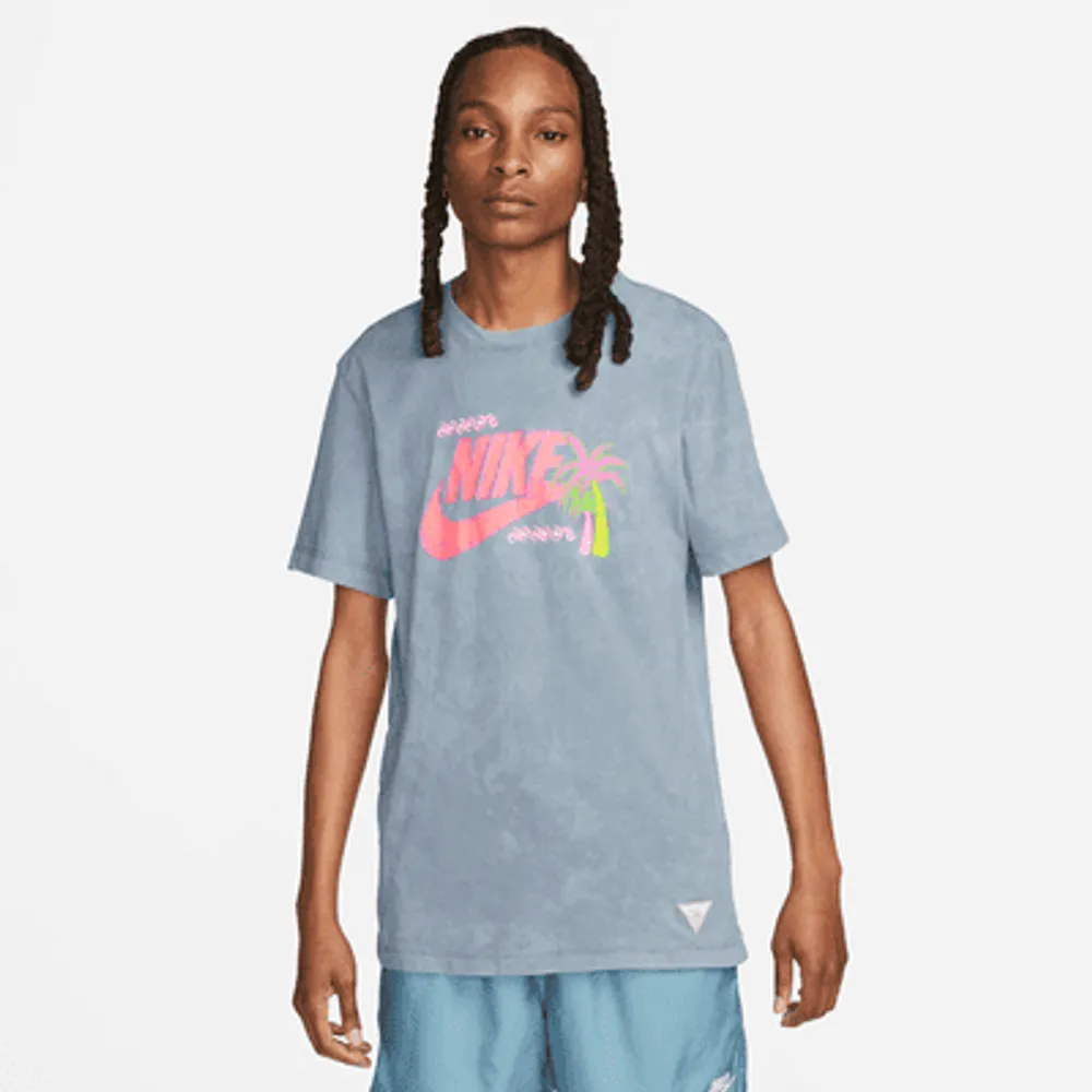 Nike Sportswear Men's T-Shirt