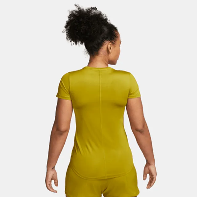 Nike Dri-FIT One Women's Slim-Fit Short-Sleeve Top. Nike IN