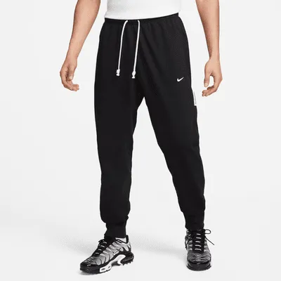 Nike Standard Issue Men's Dri-FIT Soccer Pants. Nike.com