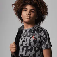 Jordan Flight Printed Performance Tee Big Kids' T-Shirt. Nike.com