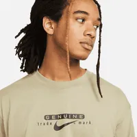 Nike SB Men's Long-Sleeve Skate T-Shirt. Nike.com