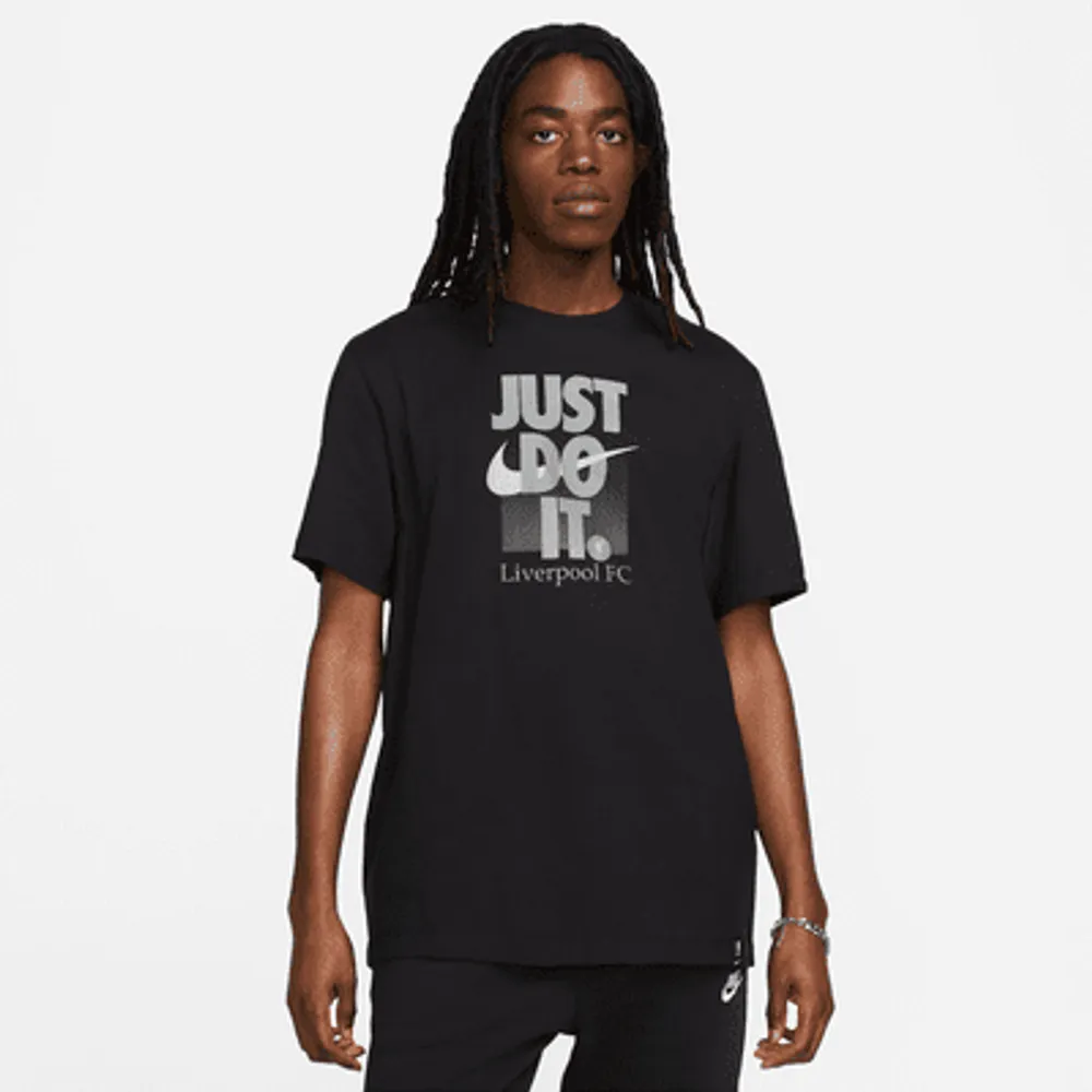 Liverpool FC Men's Nike Soccer T-Shirt. Nike.com