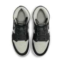 Jordan 1 Retro High Little Kids' Shoes. Nike.com