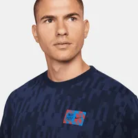 FC Barcelona Club Men's French Terry Graphic Sweatshirt. Nike.com