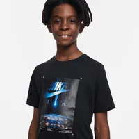 Nike Sportswear Big Kids' (Boys') T-Shirt. Nike.com