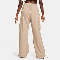 Nike Sportswear Women's High-Waisted Loose Woven Cargo Pants. Nike.com