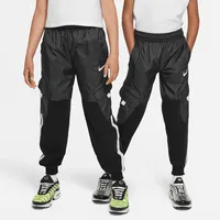 Nike Outdoor Play Big Kids' Loose Pants. Nike.com