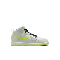 Jordan 1 Mid SE Little Kids' Shoes. Nike.com