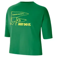 Oregon Women's Nike College T-Shirt. Nike.com