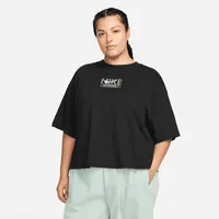 Nike Sportswear Swoosh Women's Cropped Short-Sleeve Top (Plus Size). Nike.com