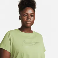 Nike Sportswear Swoosh Women's Graphic T-Shirt (Plus Size). Nike.com