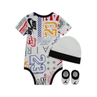 Jordan All-Over Print Bodysuit, Hat and Booties Box Set Baby Set. Nike.com