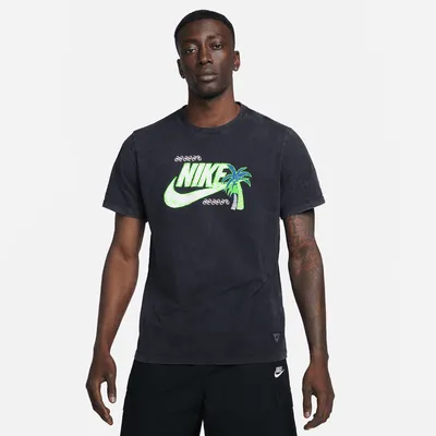 Nike Sportswear Men's T-Shirt. Nike.com