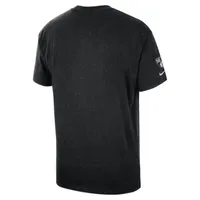 Brooklyn Nets Courtside Men's Nike NBA Max90 T-Shirt. Nike.com