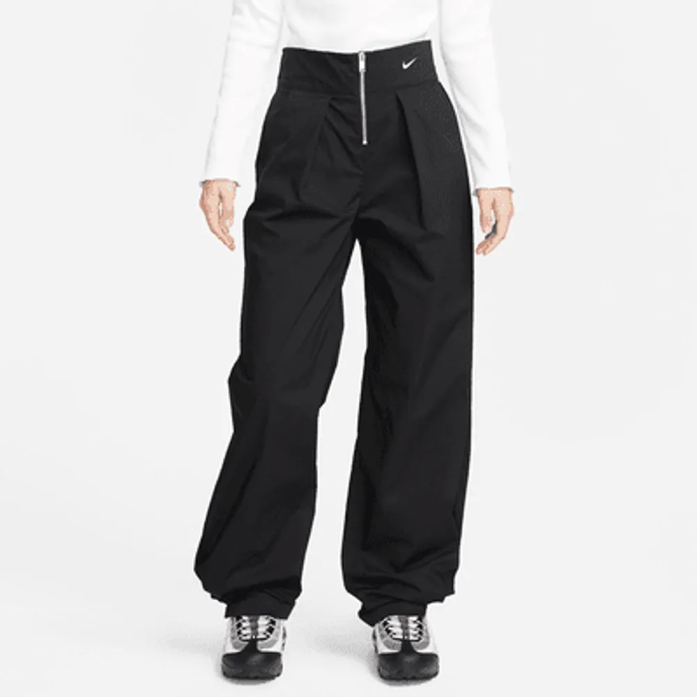 Nike Sportswear Women's Woven Cargo Trousers