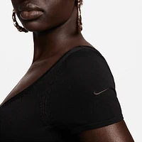 Nike Sportswear Chill Knit Women's Tight Sweater Short-Sleeve Bodysuit. Nike.com