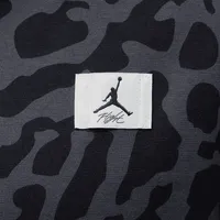 Jordan Cropped Graphic T-Shirt. Nike.com