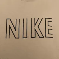 Nike Sportswear Women's T-Shirt. Nike.com