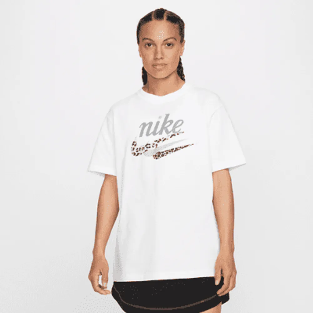 Nike Sportswear Essential Women's T-Shirt