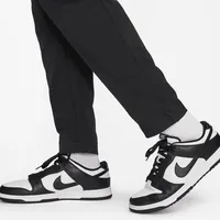 Nike Club Men's Woven Tapered Leg Pants. Nike.com