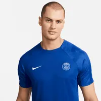Paris Saint-Germain Strike Men's Nike Dri-FIT Short-Sleeve Soccer Top. Nike.com