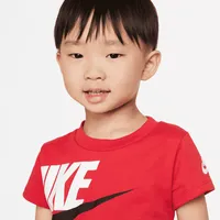 Nike Sportswear Baby (12-24M) T-Shirt and Shorts Set. Nike.com