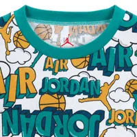 Jordan Baby (12-24M) Air Comic T-Shirt and Pants Set. Nike.com
