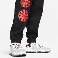 LeBron x FaZe Clan Men's Fleece Pants. Nike.com