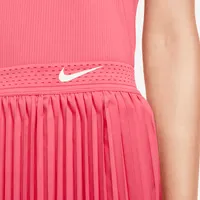 Nike Dri-FIT Advantage Women's Pleated Tennis Skirt. Nike.com