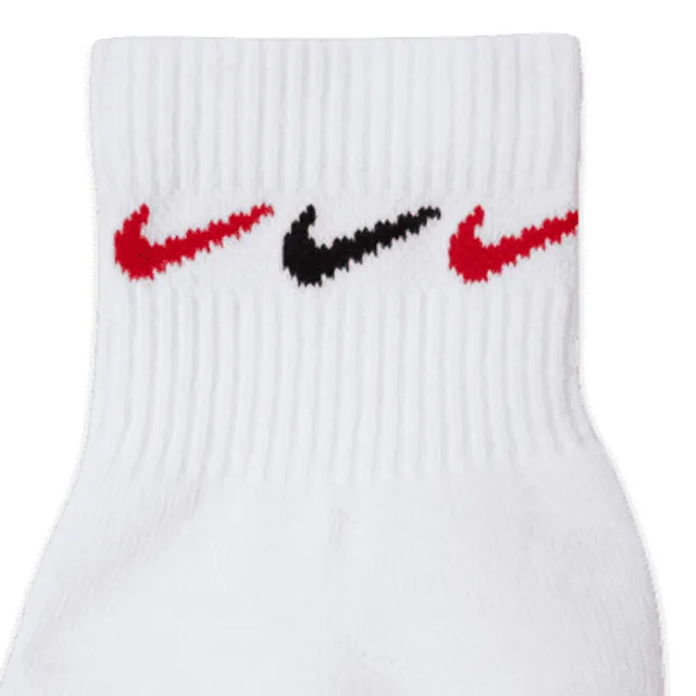 Nike Everyday Plus Cushioned Women's Training Footie Socks (3 Pairs)