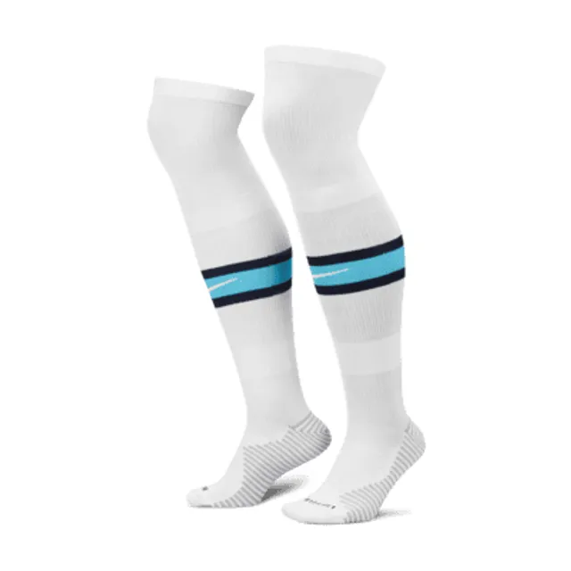 Nike Grip Strike Cushioned Football CR7 Crew Socks (SX6942-010)