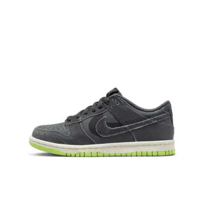 Nike Dunk Low SE Big Kids' Shoes. Nike.com