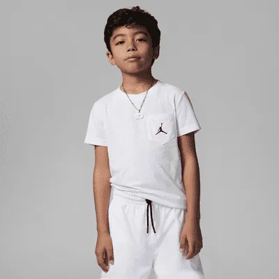 Jordan Core Pocket Tee Little Kids' T-Shirt. Nike.com