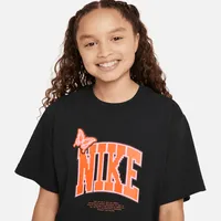 Nike Sportswear Big Kids' (Girls') T-Shirt. Nike.com