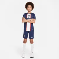 Paris Saint-Germain 2022/23 Stadium Home Big Kids' Nike Dri-FIT Soccer Shorts. Nike.com