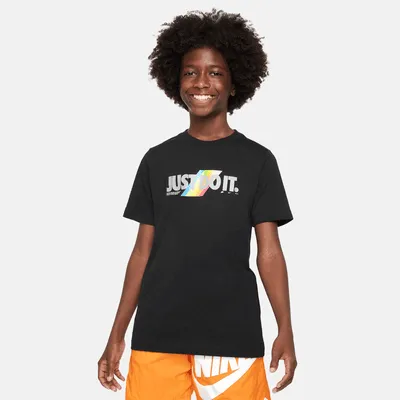 Nike Sportswear Big Kids' T-Shirt. Nike.com