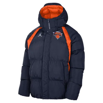 New York Knicks Courtside Statement Edition Men's Jordan NBA Full-Zip Jacket. Nike.com