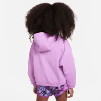 Nike Sports Essentials Pullover Little Kids' Hoodie. Nike.com