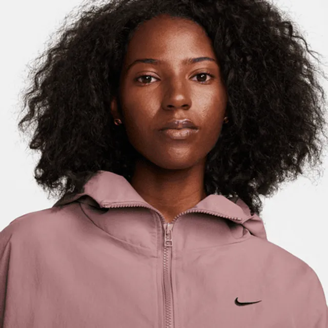 Nike Sportswear Everything Wovens Women's Oversized Hooded Jacket (Plus  Size). Nike CA