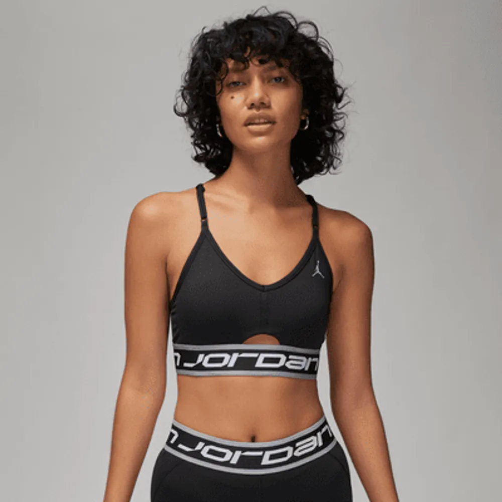 Nike Indy Medium-Support Women's Padded Adjustable Sports Bra. Nike NO