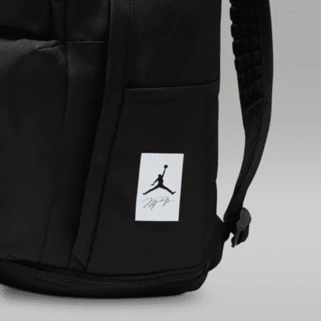 Jordan Flight Backpack Backpack (29L). Nike LU