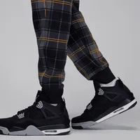 Jordan Essential Holiday Men's Fleece Pants. Nike.com