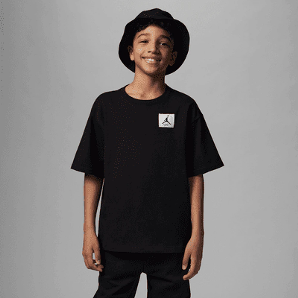 Jordan Flight Essentials Big Kids' Patch T-Shirt. Nike.com