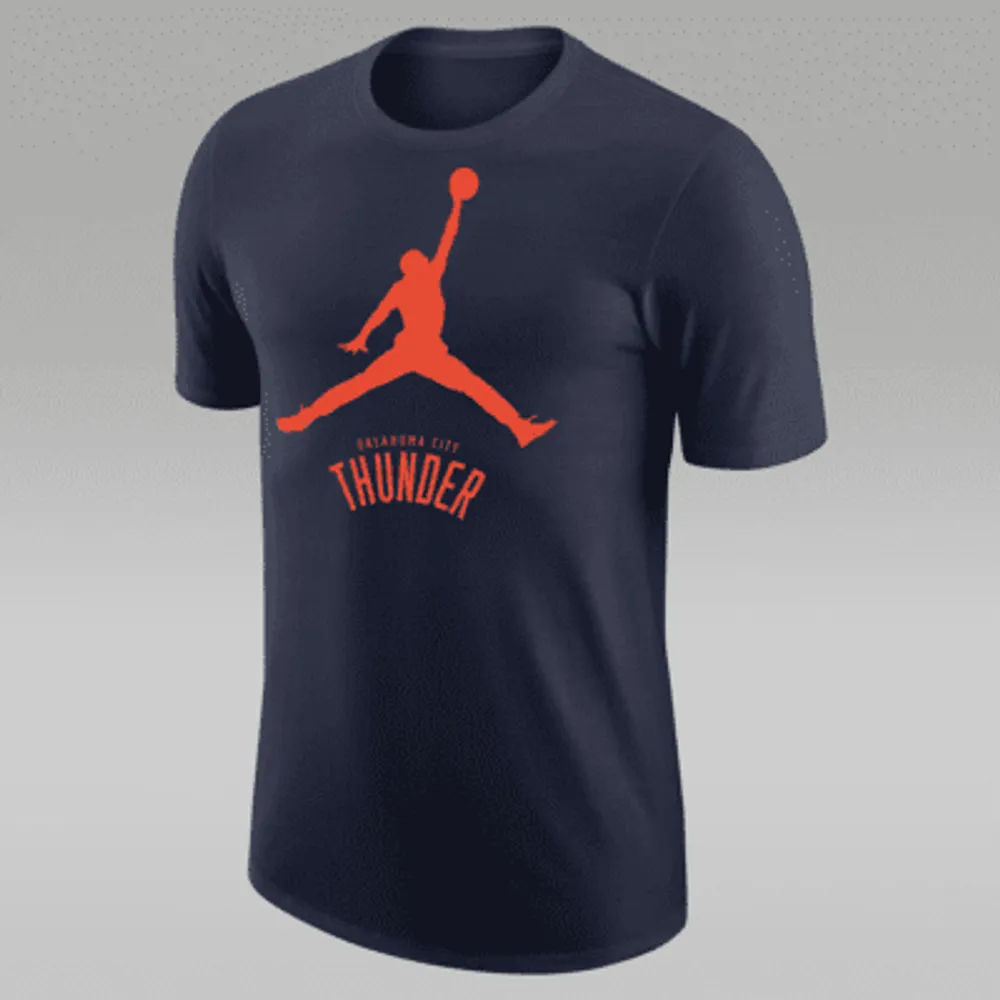 New York Knicks Essential Men's Jordan NBA T-Shirt.